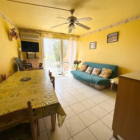 T3 Provencal Avec Parking Et Animaux Admis, A 700m De La - Fr-1-799-54 Lägenhet *